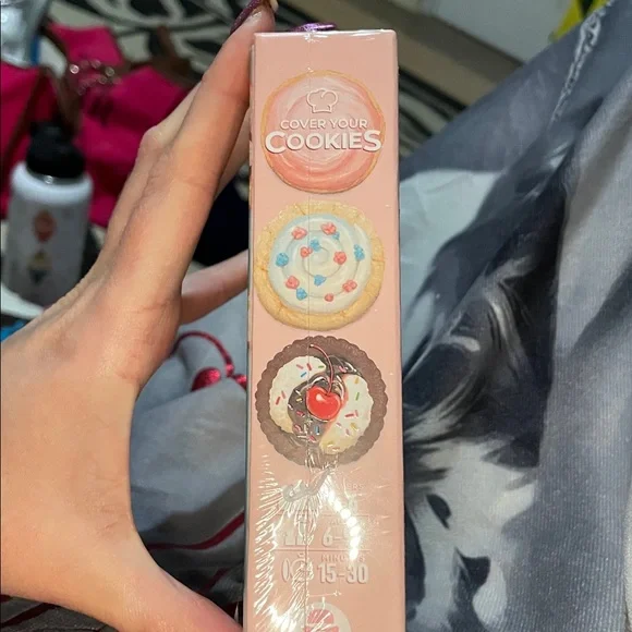 Crumbl Cookie Game - Picture 5 of 7